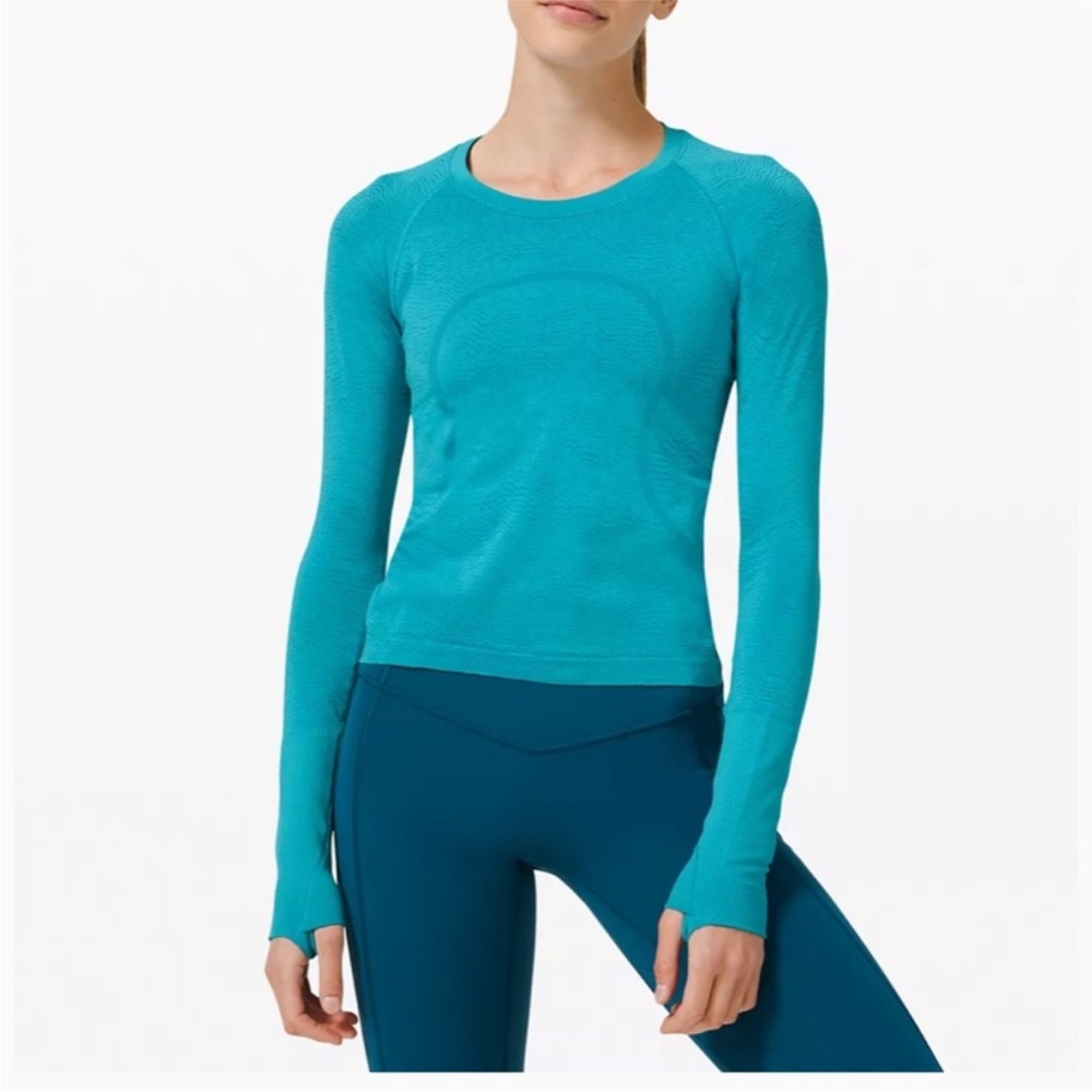Lululemon Swiftly Tech long sleeve shirt 2.0 waist length (Hawaiian Blue)